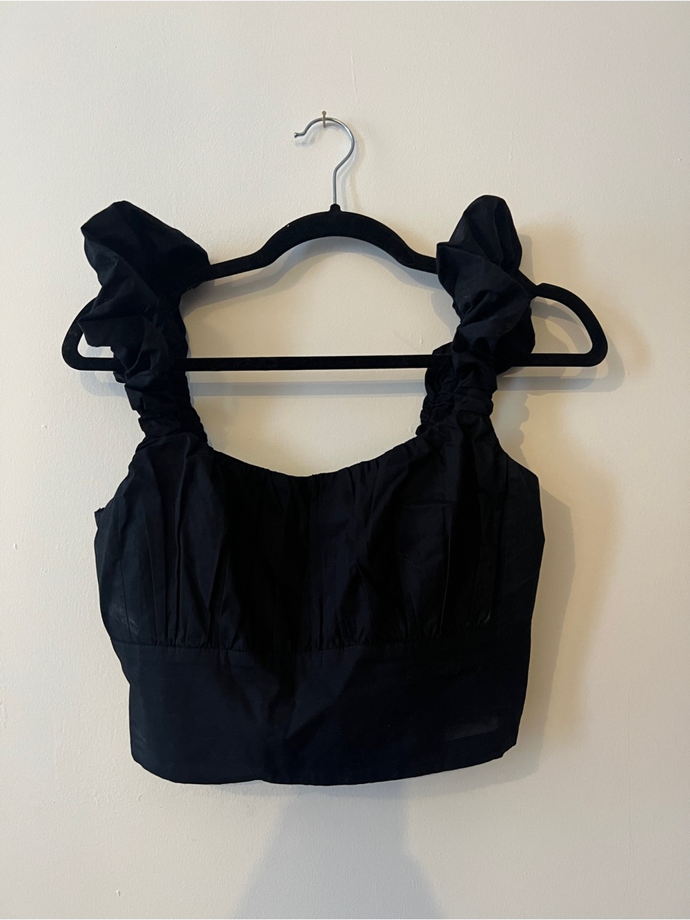 Abercrombie & Fitch Black Ruffle Strap Crop Top Sz M